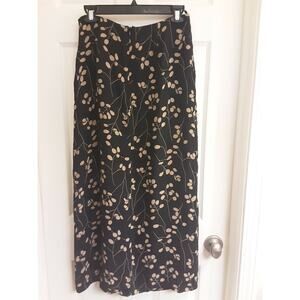 Banana Republic Skirt, Women's 8 Vntg Rayon, Black with beige Flowers, NWT $98